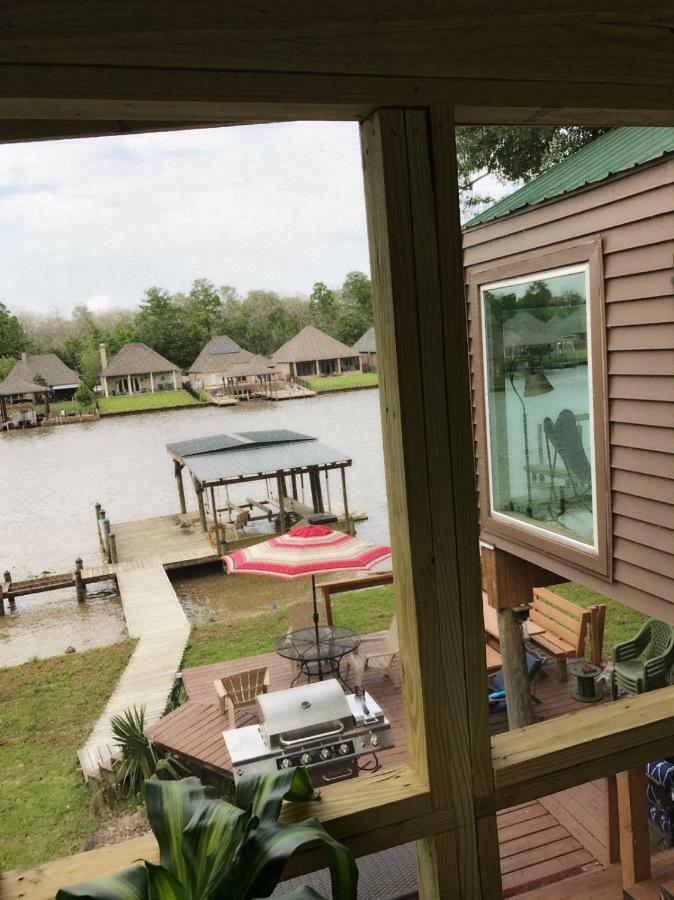 Cozy Cabin On The Bayou Maurepas Bagian luar foto